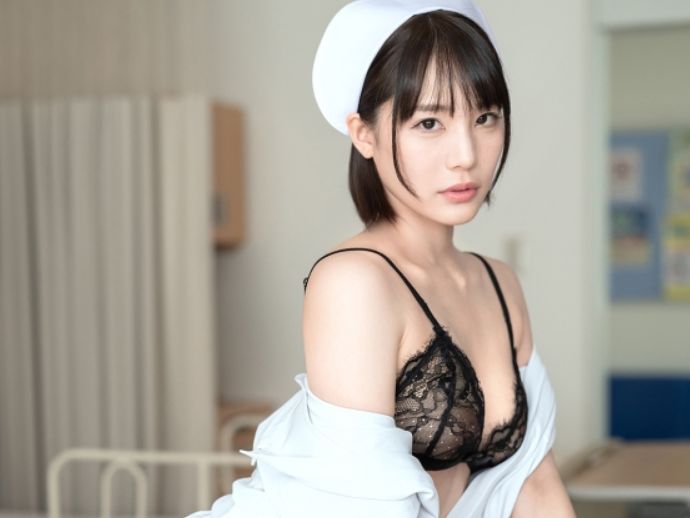 【淫乱ナースの裏の顔】『患者さんのチンポ、お世話します♡』清楚なフリして病院で働く看護師が、実は超スケベ！患者のデカチンに目がない淫乱ナースの裏仕事！コスプレもお手の物！