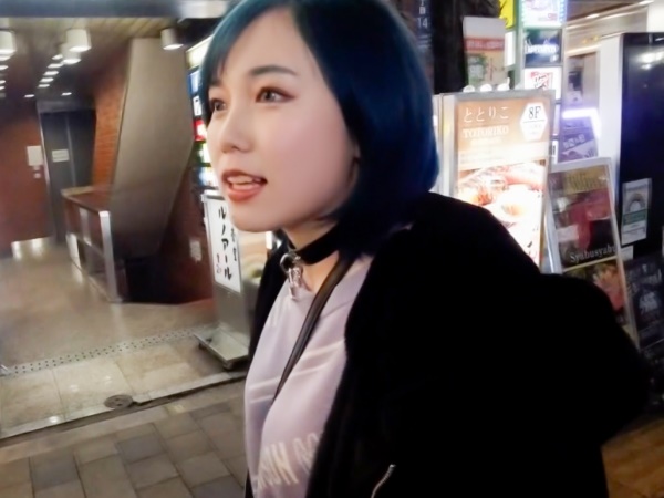 【巨乳小悪魔の逆襲】激カワ娘がM男くんを性処理ペットに♡チンポつんつん悪戯から一転、自ら跨りガンガン腰振り騎乗位でイカせまくり！！