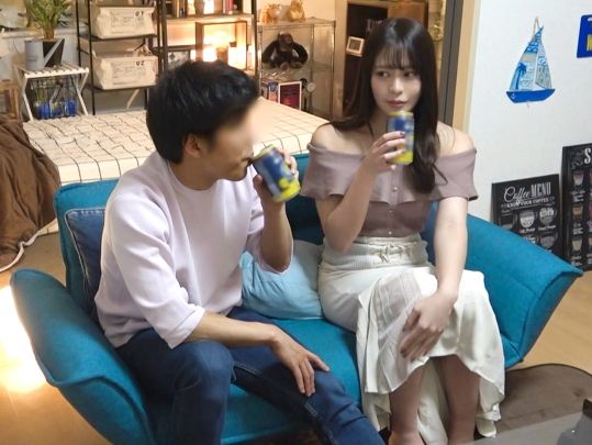 【ナンパ成功！ラウンドガール美女】『カメラ回ってるの？』超美形のラウンドガールをガチナンパ！盗撮されてるとも知らずに、本気でイキまくる姿がエロすぎる！華やかな見た目と裏腹な痴態に興奮必至！