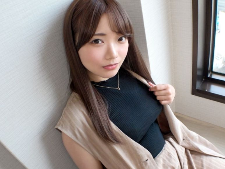 【仕事帰りの美人事務員をナンパ】『こんなこと初めてで…』ムレムレおまんこを丸出しにされ、手マンでびちゃびちゃに！素人娘の大興奮SEX！ｗ