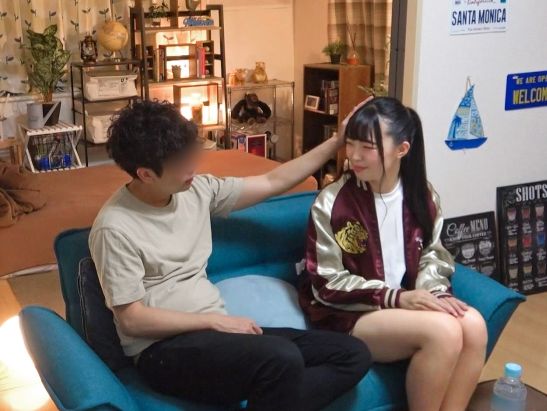 【素人ナンパ】『緊張しちゃう…』黒髪ポニテの激カワ女子を自宅に誘い込み、優しくほぐしてトロける笑顔に！緊張から一転、濃厚パコパコセックスで乱れまくる22歳のウブな反応がエロかわ♡