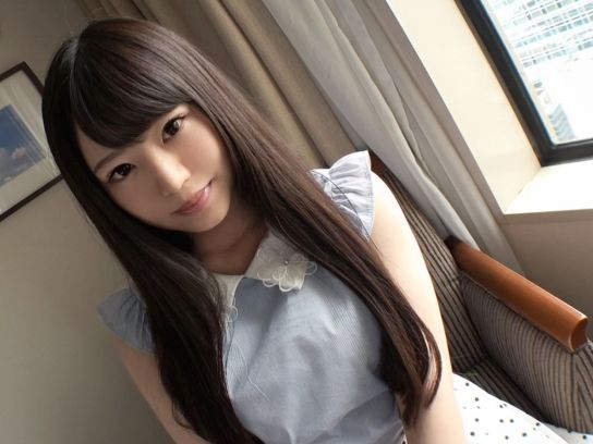 【ウブな19歳黒髪美少女】大人しめなのにAV出演！美白のピチピチプリケツが最高すぎるww 純粋無垢な美少女がカメラの前で恥じらいながら乱れる姿がたまらない！♡