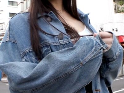 【ヤリマン予備校生の危険な性活】『彼氏じゃ物足りないの…』巨乳エロボディの性欲モンスターがナンパで発散！セフレ以上の濃厚セックスでガッツリ膣内射精されちゃう！！