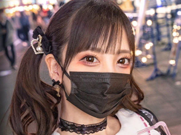 【地雷系肉便器】セックス大好き地雷女、チンポまみれで大興奮！みんなのオナホとして笑顔でチンポしごきまくり、快楽に溺れるドスケベ女子！♡