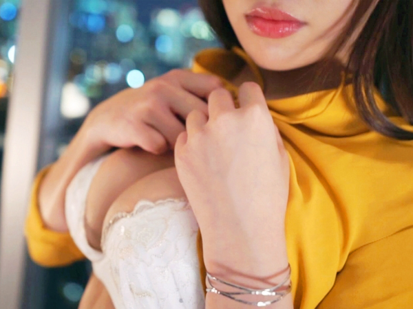 【美巨乳素人AVデビュー】『私、AVで美しくなりたい…』スタイル抜群の美女が、憧れのAV世界に挑戦！鬼ピストンで激しく突かれ、淫らに喘ぎながらイキまくる濃厚セックス♥︎