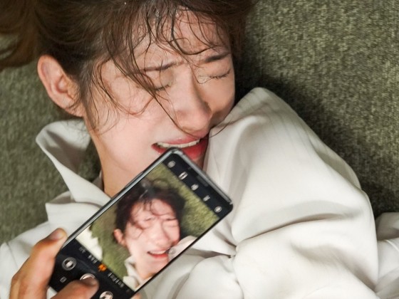 【NTR悲劇】結婚目前の彼女が職場の男にレイプされメンタル崩壊！喉とマ●コを同時に犯され、泣き顔にザーメンぶっかけ＆写真撮影まで…