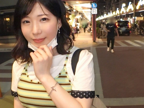 【無毛マ●コ】ナンパでゲットしたキュートな女子、なんとパイパン！無毛マ●コが超敏感で、ねっちょり愛撫に愛液ダダ漏れ！ヌレヌレマ●コで感じまくり、エロすぎる反応がヤバい！